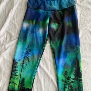 3/4 length night Forrest leggings by Onzie